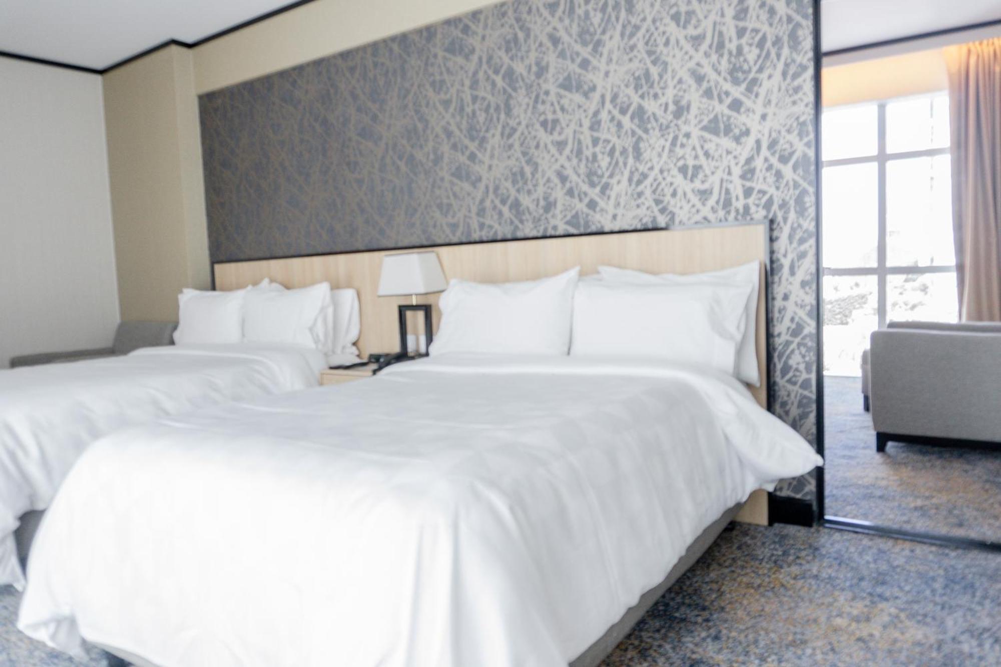 By Ihg 4* Rosario