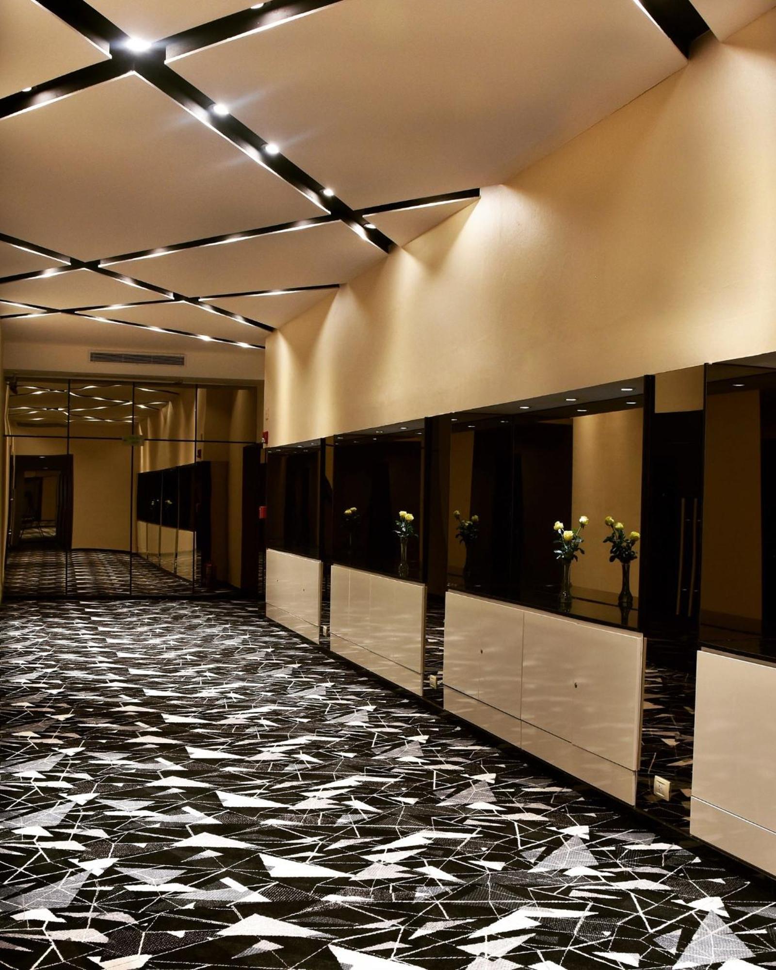 By Ihg 4* Rosario