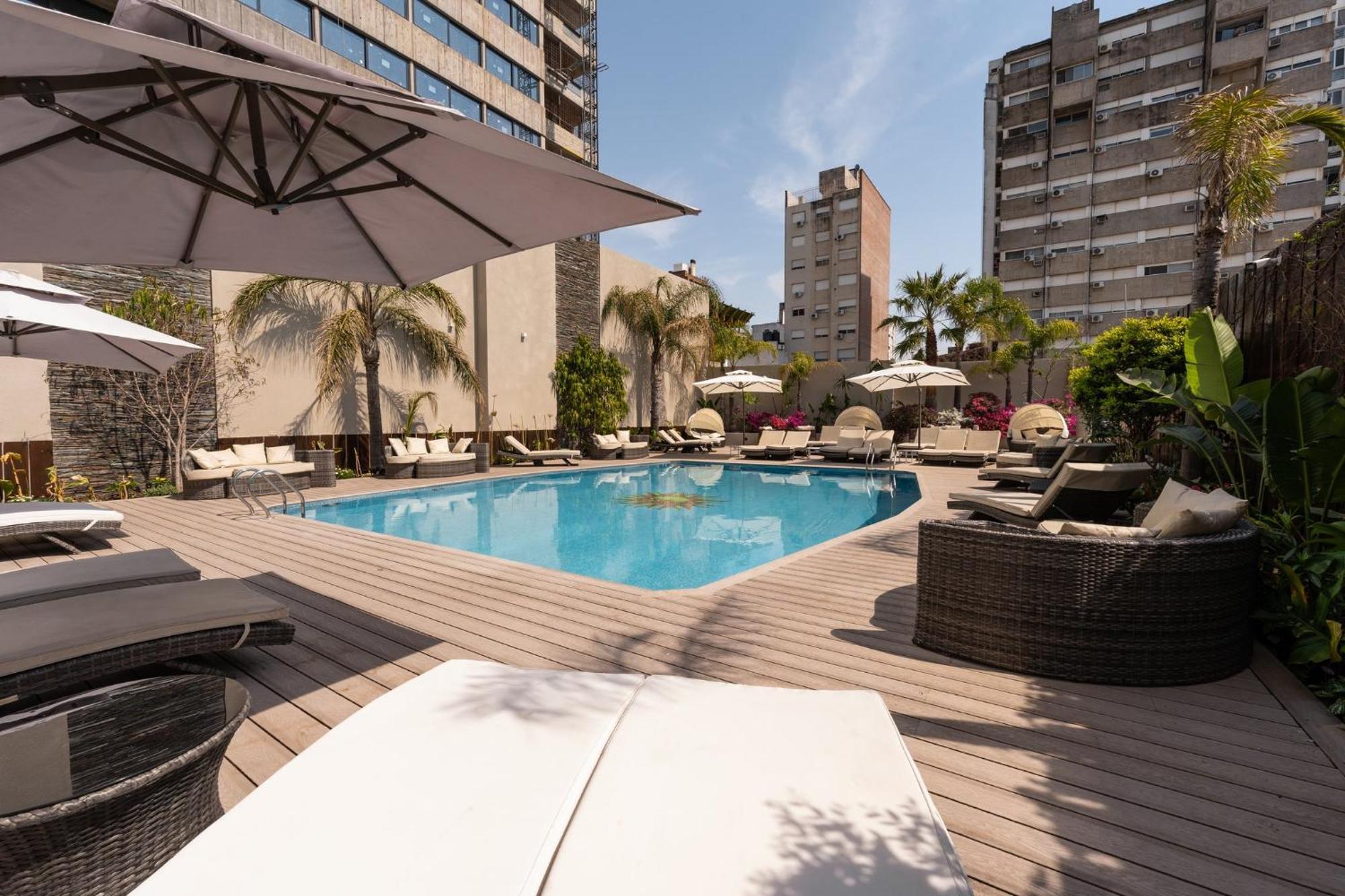 By Ihg 4* Rosario
