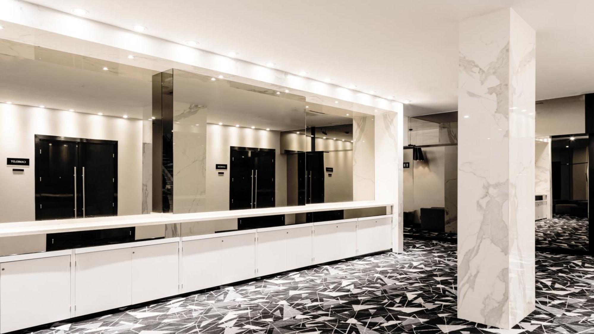 By Ihg Hotel