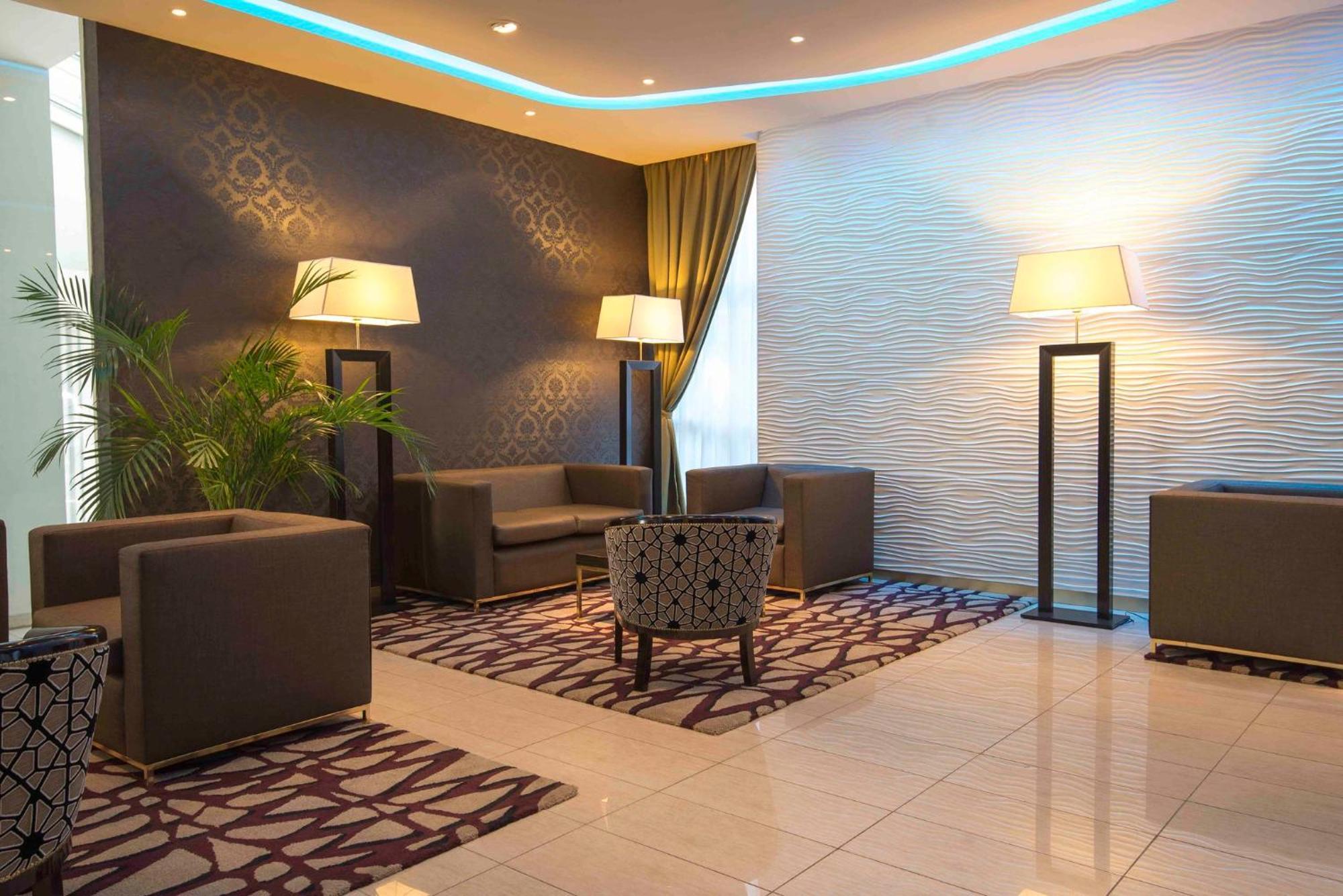 By Ihg Hotel
